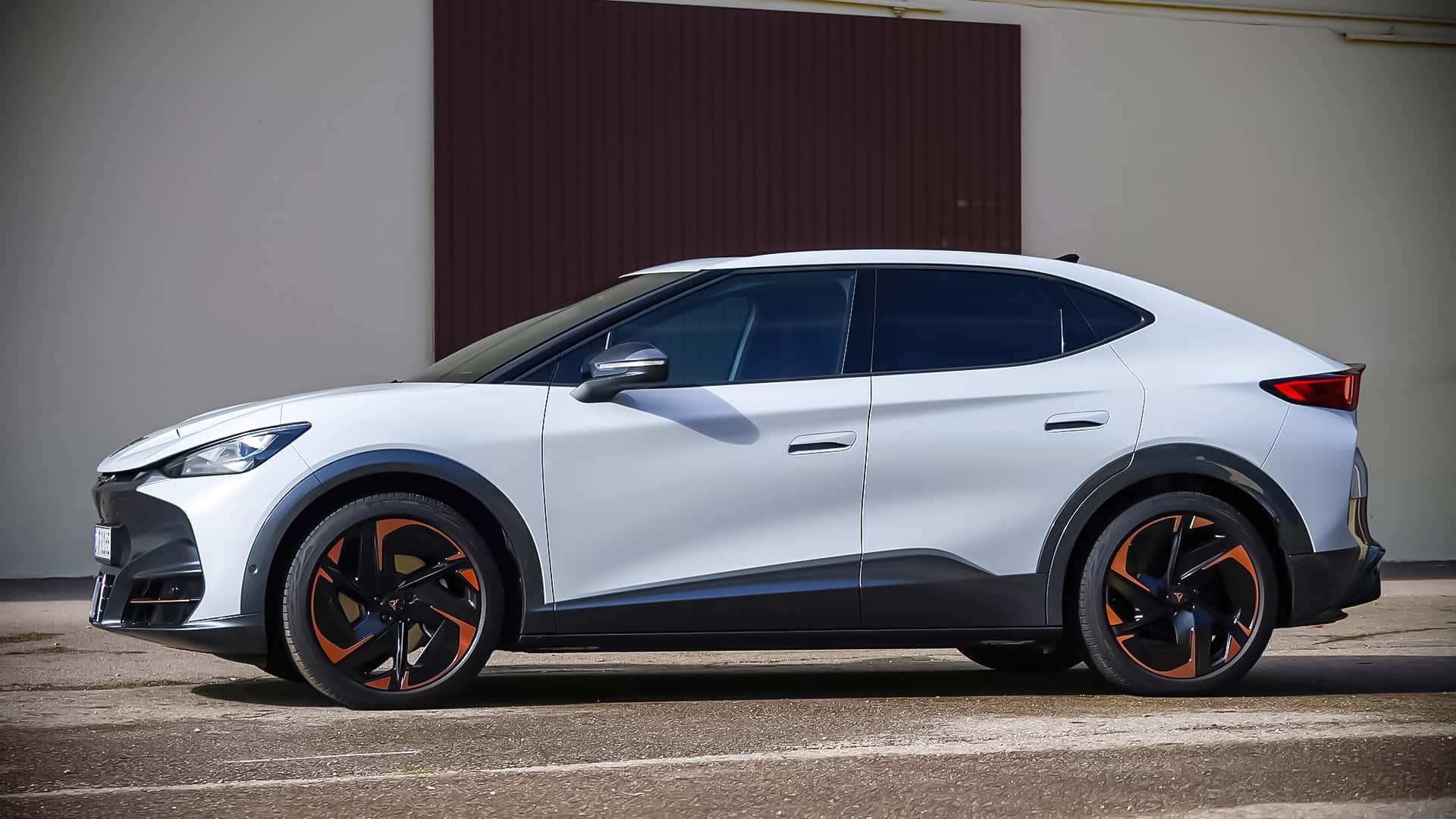 Cupra Tavascan：布鲁塞尔为电动未来解除关税壁垒