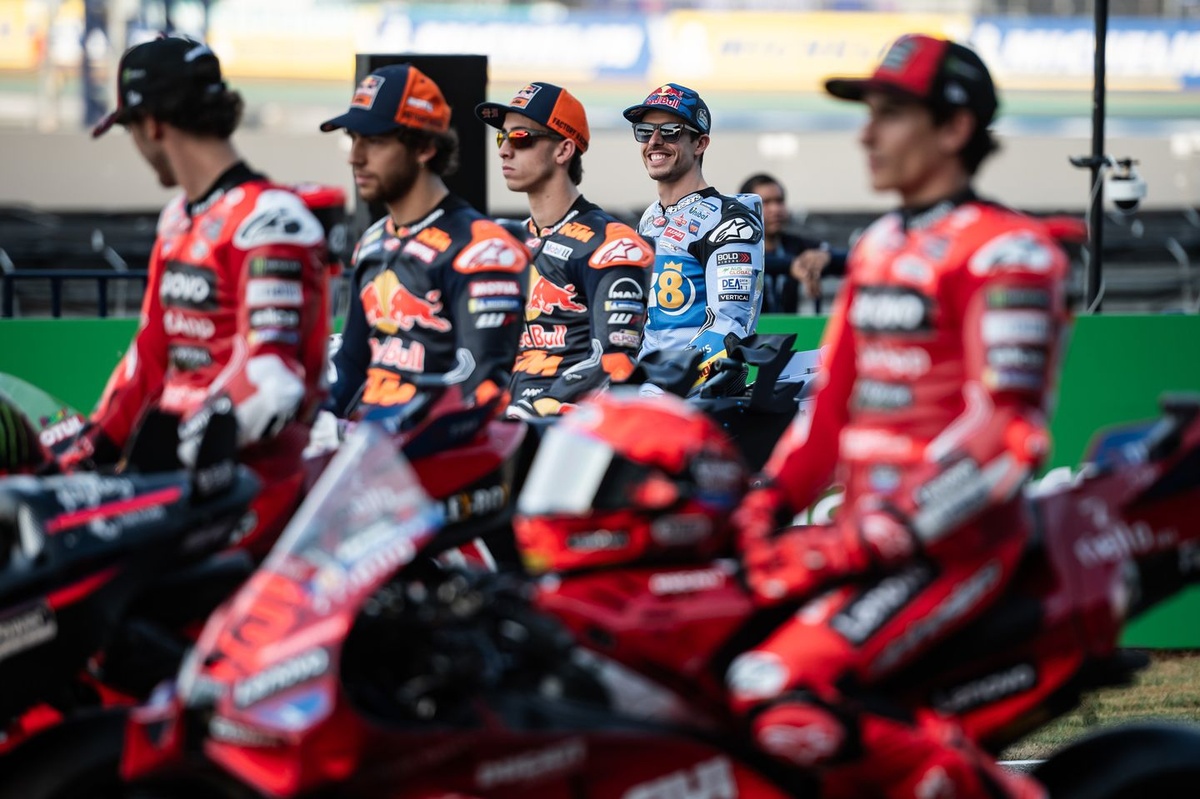 MotoGP 2026：历史性的阵容，拥有15位世界冠军