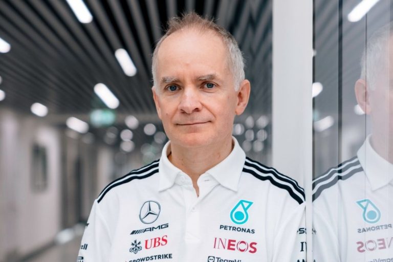 梅赛德斯向约翰·欧文告别，他是其F1成功的建筑师。
