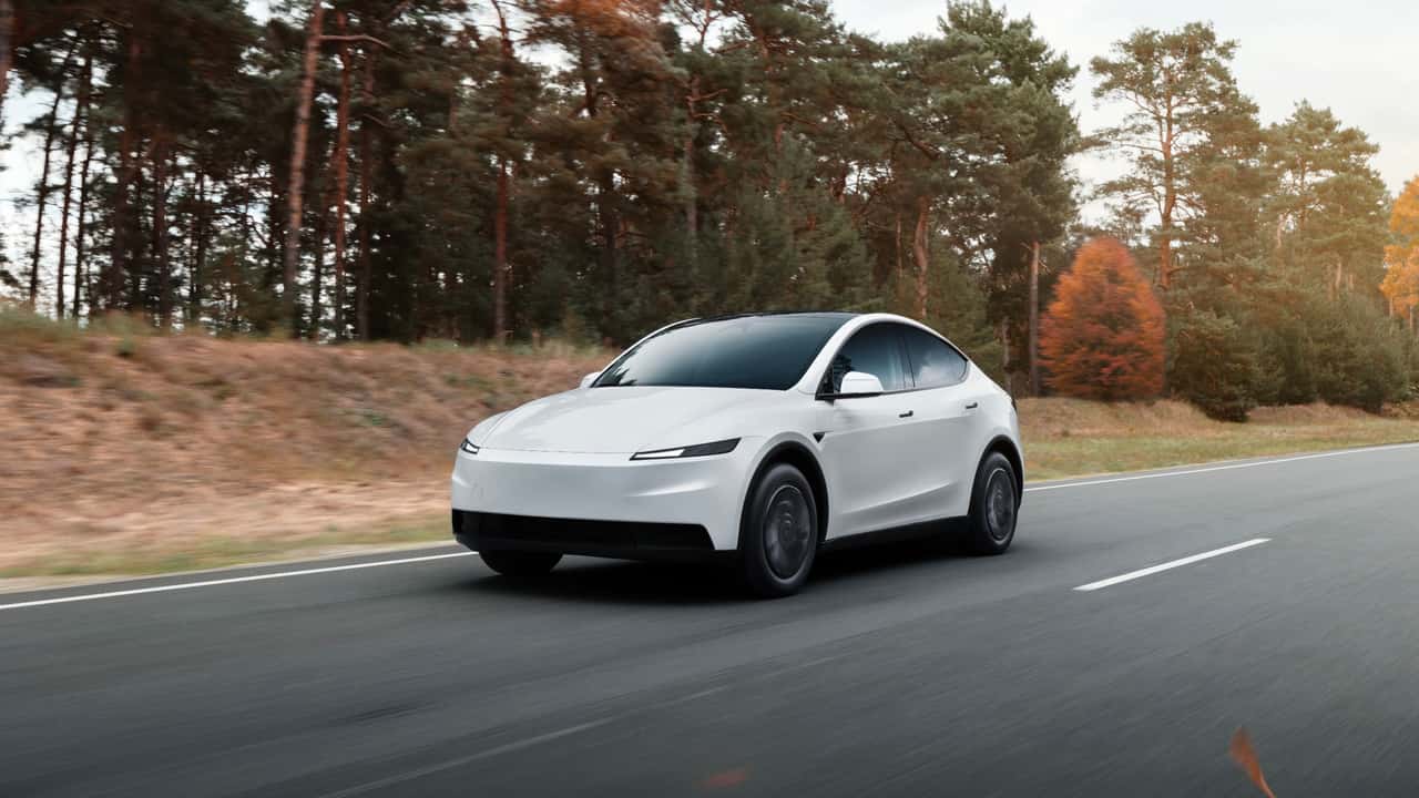 特斯拉Model Y：标准全轮驱动版来袭，吸引全轮驱动爱好者