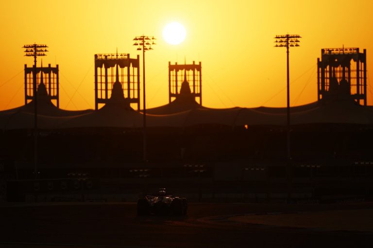 F1在地缘政治紧张局势下：墨尔本的脆弱平衡