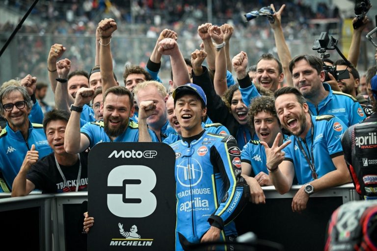 MotoGP法国站：鬼木苍（Ai Ogura）首登领奖台，日本新星崛起势不可挡