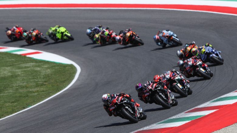 MotoGP意大利站：贝泽奇主场称王，阿普利亚包揽冠亚巩固优势