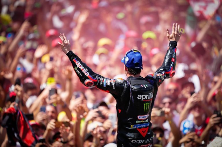 MotoGP：贝泽基在穆杰洛的胜利，是压力下的爆发还是争冠的信号？